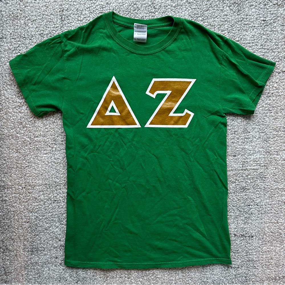 Delta Zeta Green and Gold Tee